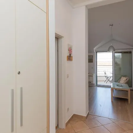 Villa Beatiful Antonela With Pool In Makarska